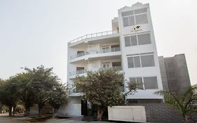 Hotel Divine India Noida